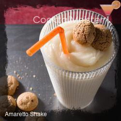 Amaretto Shake cocktail